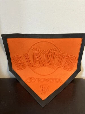 Alfombra San Francisco SF Giants Home Plate naranja y negra alfombrilla de Toyota Foto 1 de 4
