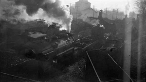 Norfolk & Western N&W Railroad Wreck Steam Coal Train Derailment Negative 1559 - Picture 1 of 1