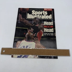 MICHAEL JORDAN SPORTS ILLUSTRATED June  21, 1993 Head To Head Charles Barkley - Picture 1 of 5