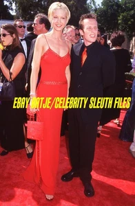 JENNA ELFMAN COLOR SLIDES CELEBRITY SLEUTH FILES CSF JE1 - Picture 1 of 8