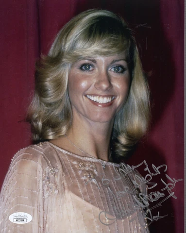 OLIVIA NEWTON JOHN HAND SIGNED 8x10 COLOR PHOTO     YOUNG+CUTE    TO JOHN  JSA Cover