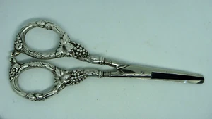 VINTAGE GERMANY W.CO STERLING SILVER HANDLES GRAPE SHEARS 6 1/8" - VERY NICE - Picture 1 of 5