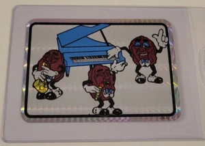 CALIFORNIA RAISINS & Piano 1980's PRISMATIC Prisma VENDING MACHINE STICKER CARD - Bild 1 von 3