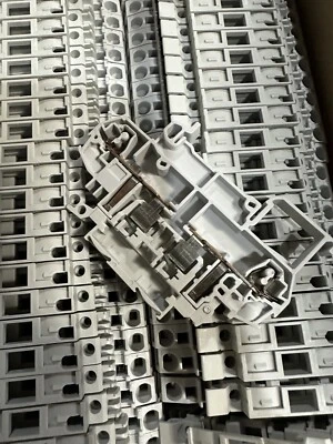 ⚡️ABB 1SNA290091R2600 Terminal Block Connector D2.5 / 8.SFT.2 SNA Series - Image 1 of 4