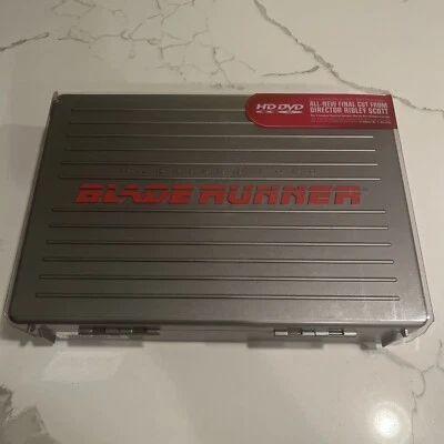 Blade Runner Limited Edition Briefcase Suitcase 5-Disc HD DVD Gift Set /2500!!! - Image 1 of 4