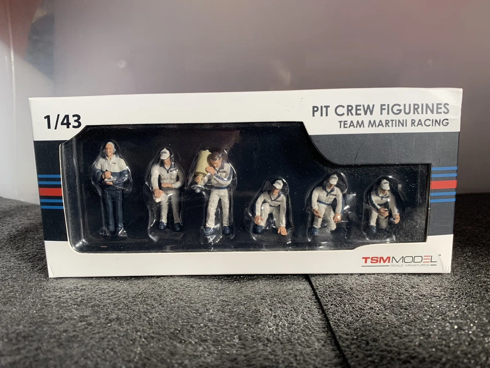 TrueScale Miniatures Pit Crew Figurines Team Martini Racing (Set of 6) 1:43 - Bild 1 von 3