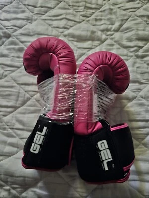 Title Boxing Gel Gloves - Pink Size Small EUC - See Photos - Image 1 of 2