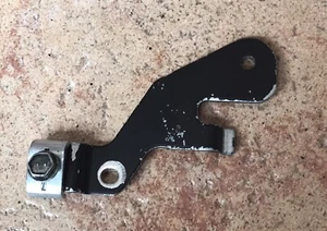 Briggs & Stratton Halterung-Gehäuseklemme 691223 - Bild 1 von 2