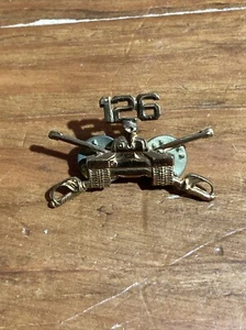 Army Officer's Collar Pin: 126th Armored Calvary Battalion gold tone Gemsco - Picture 1 of 4