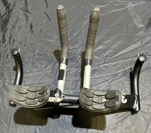 Juego de manillar de bicicleta TTT Ahero Tri bar - Mira las fotos como está. - Imagen 1 de 12