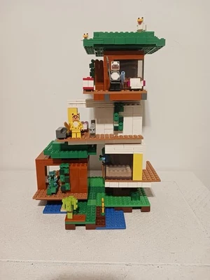 LEGO Minecraft Set The Modern Treehouse 21174 100% Complete W/ Instructions - Image 1 of 4