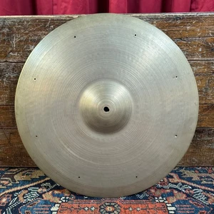 Platillo Zildjian A de 18" de los años 50 Crash Ride con orificios de remache 1870 g *Video demo* - Imagen 1 de 7