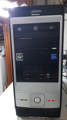 pc desktop Windows 10  CORE 2 QUAD Q8200 + 2 GB RAM DDR3 - Immagine 1 di 4