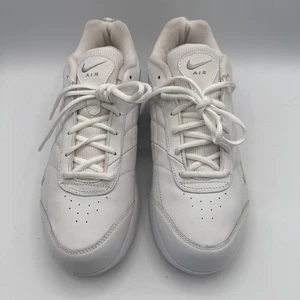 Nike Air Womens White Athletic Shoes Size 11  100639720 - Picture 1 of 12