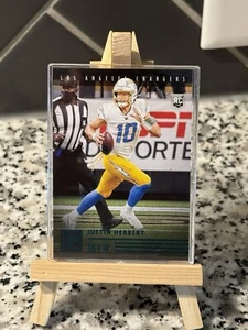 Justin Herbert RC Rookie Chronicles PA-3 2020 verde azulado/lámina azul variación paralelo - Imagen 1 de 3