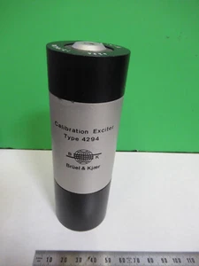 BRUEL KJAER 4294 HANDHELD SHAKER CALIBRATION SENSOR ACCELEROMETER WORKS G8-A-76 - Picture 1 of 6