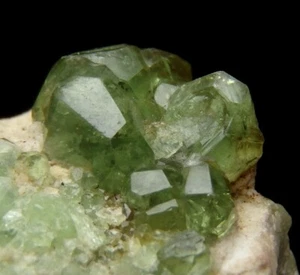 ANDRADITE var. DEMANTOID green crystals -- MADAGASCAR Antetezambato Mine /pi090 - Picture 1 of 12