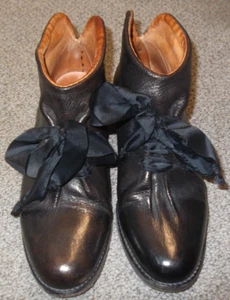 MUNOZ VRANDECIC WOMEN'S BLACK or DARK BROWN Cow Leather Shoes ANKLE BOOTS Sz 37 - Picture 1 of 4