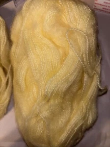 Madeja Bernat Sweety Yellow acrílico, mohair, hilo de lana 50 g - Imagen 1 de 6