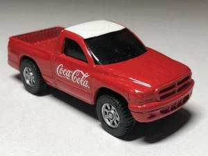 3 Zoll 1998 Dodge Dakota Pickup Truck Coca-Cola Maisto 1/64 Diecast neuwertig lose - Bild 1 von 5