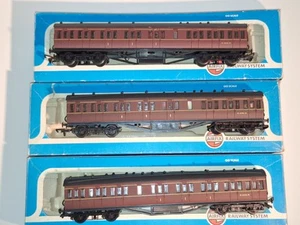 3 x Airfix 54-242-6 BR Maroon Composite Coaches. OO Scale. Very Good Cond. Boxed - Picture 1 of 15