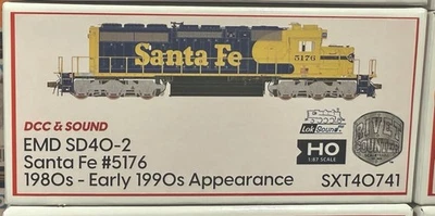HO ScaleTrains Rivet Counter SD40-2 Santa Fe #5176 1980’s Sound/DCC /NIB - Image 1 of 3
