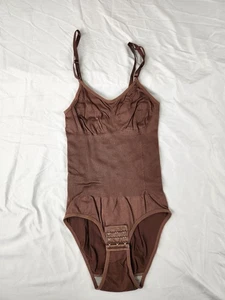 Brauner Body S Damen verstellbare Träger gerippt Nylonmischung Druckknopfverschluss  - Bild 1 von 6