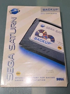 NUEVO ✹ Sega Saturn Back Up Ram Tarjeta de Memoria Almacenamiento MK-80101 Caja Sellada Está Dañada - Imagen 1 de 8