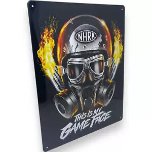 Insegna in metallo NHRA Game Face 15"" x 12"" con bordi orlati maschera antigas tubi di scarico fiammeggianti - Foto 1 di 5