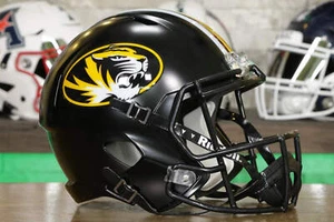 Missouri Tigers Riddell Speed Display Helmet - Picture 1 of 1