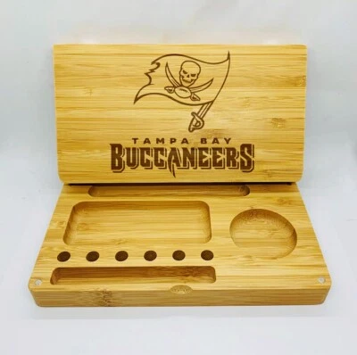 Tampa Bay Bucaneros Grabado Láser Bambú Bandeja Rodante Navidad Regalo Personalizado Foto 1 de 2