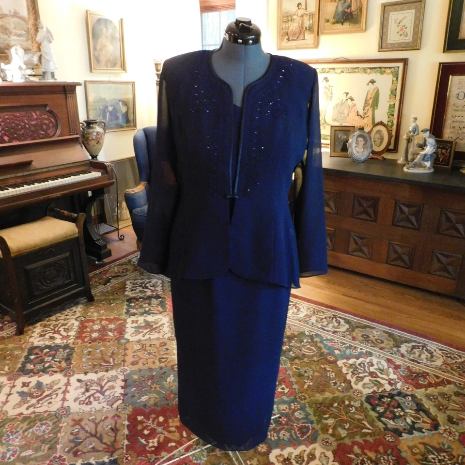 "R&M RICHARDS" 2/PIECE NAVY CREPE CHIFFON GOWN & BEADED JACKET SZ 12P - Image 1 of 4