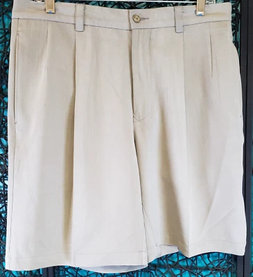 TOMMY BAHAMA SILK SHORTS MENS 32 GREEN ZIP PLEATED CASUAL BEACH COMFORT RELAX - Image 1 of 4