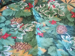 VTG Concord Joan Kessler FABRIC HOLLY LEAVE/Berries/PINE CONES 115" X 45" 3+YDS - Picture 1 of 2