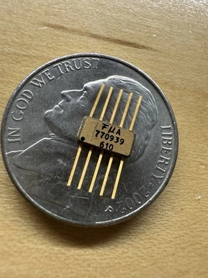 Fairchild uA709 Flatpack IC grado aeroespacial Opamp de 1966 versión temprana Foto 1 de 2