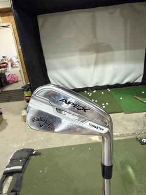 Callaway Apex Pro Forged 6 Iron Dynamic Gold X100 X-Stiff Steel Shaft RH - Image 1 of 4
