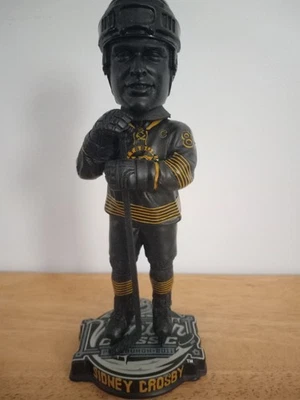 Pittsburgh Penguins Sidney Crosby Winter Classic Bobblehead (Black) 141/150 - Image 1 of 4