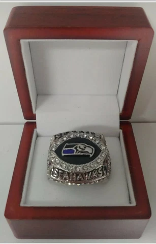 Shaun Alexander - 2005 Seattle Seahawks NFC Championship Super Bowl Ring W Box Cover