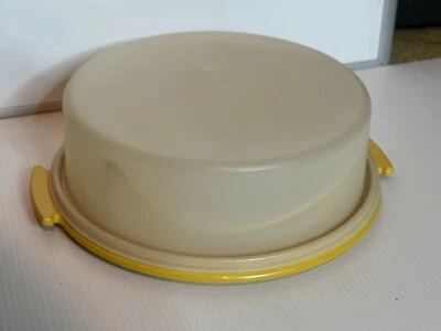 Vintage 70s Tupperware Cake Pie Keeper Taker Carrier Harvest Gold Lidded Storage - Photo 1/4