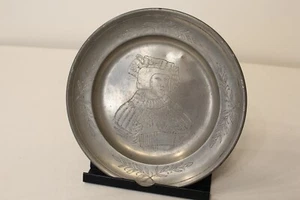 Antiker Kolonial Zinn Teller graviert König Entdecker 3 Punzen Löwen - Bild 1 von 12