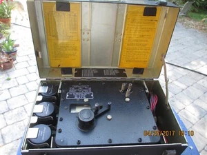 VINTAGE ARMY FIELD TESTER, VARIABLE CAPACITANCE,  HT-109B   ,CARRY CASE, LEADS - Picture 1 of 8