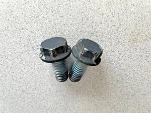 04-10 MERCEDES-BENZ SLK280 SLK350 R171 ~ 2 REAR BRAKE CALIPER BOLT ~ A0004231771 - Picture 1 of 3