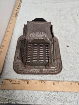vintage campfire fire toaster, 4 slice, rusty - Image 1 of 3