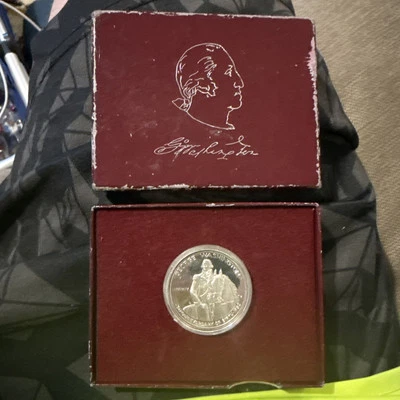 1982 George Washington Proof Commemorative Half Dollar 90% Silver - Image 1 of 3