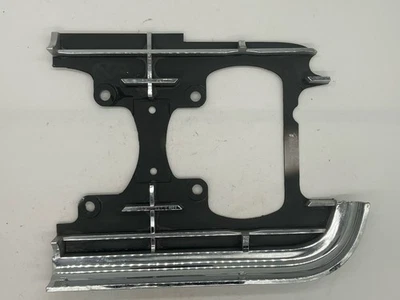 Extensión de rejilla Oldsmobile 98 LH 65 NOS 589961 Foto 1 de 2