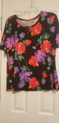 Top Isaac Mizrahi Negro Rojo Púrpura Floral Manga Corta Elástico - Talla M Foto 1 de 4