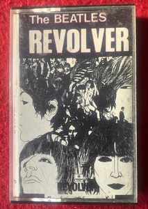 THE BEATLES - REVOLVER - CASSETTE - URUGUAY - Bild 1 von 4