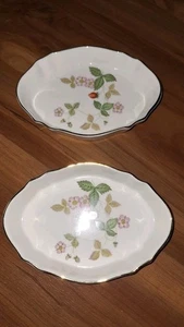 Wedgwood WILDERDBEERE 5" SCHMUCKTABLETT 2 STÜCK - Bild 1 von 2