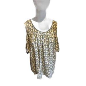 Top para mujer Max Studio hombros cortados talla L cuello redondo floral - Imagen 1 de 7