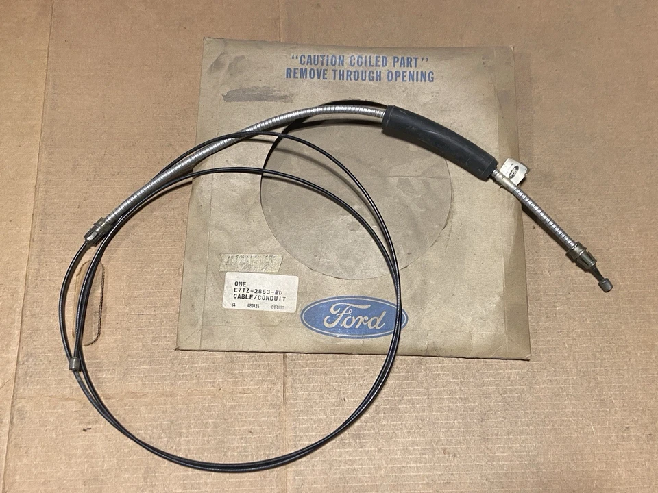 Cable de freno de estacionamiento delantero Ford E7TZ-2853-D -- 1984-1989 F150 F250 155" distancia entre ejes Foto 1 de 4